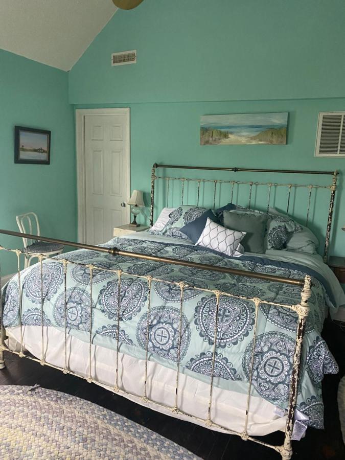 Beach Haven Dog Friendly Farmette Great For 2 Couples Berlin Exterior photo