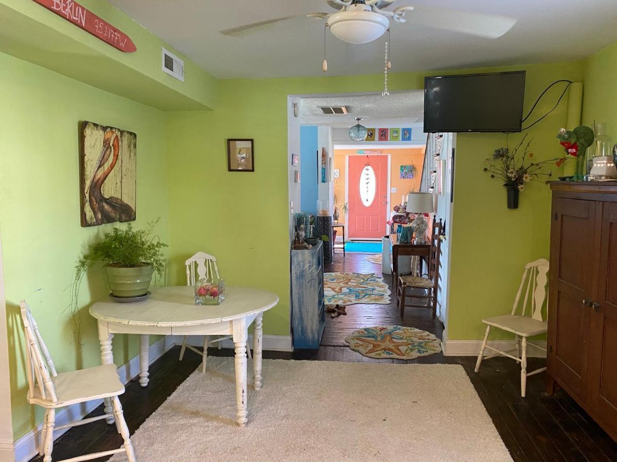 Beach Haven Dog Friendly Farmette Great For 2 Couples Berlin Exterior photo